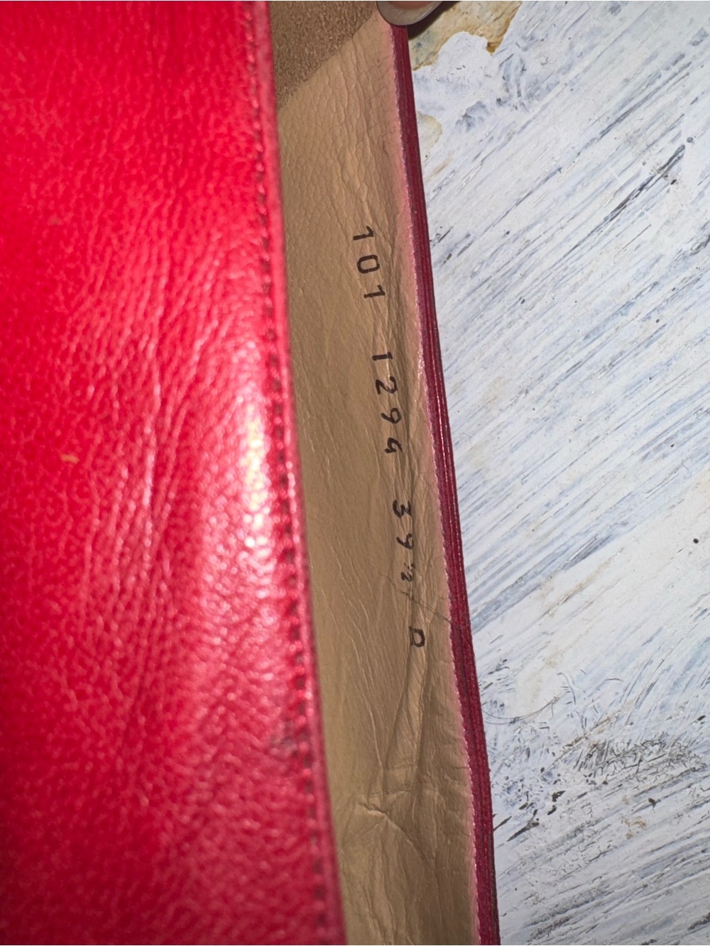 Gucci Red Leather Pointed-Toe Flats - Picture 3 of 8